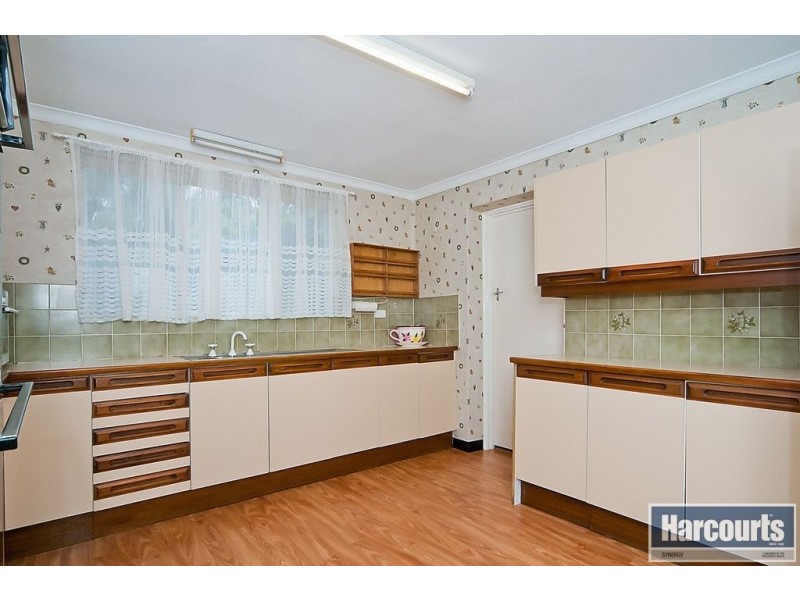 5 Forrest Avenue, Valley View SA 5093