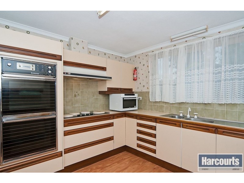 5 Forrest Avenue, Valley View SA 5093