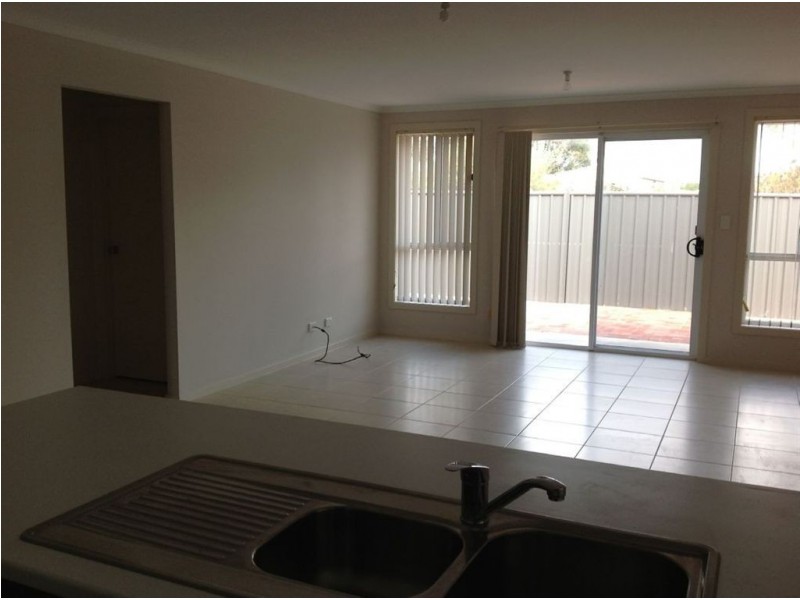 18 Almond Cct, Munno Para West SA 5115
