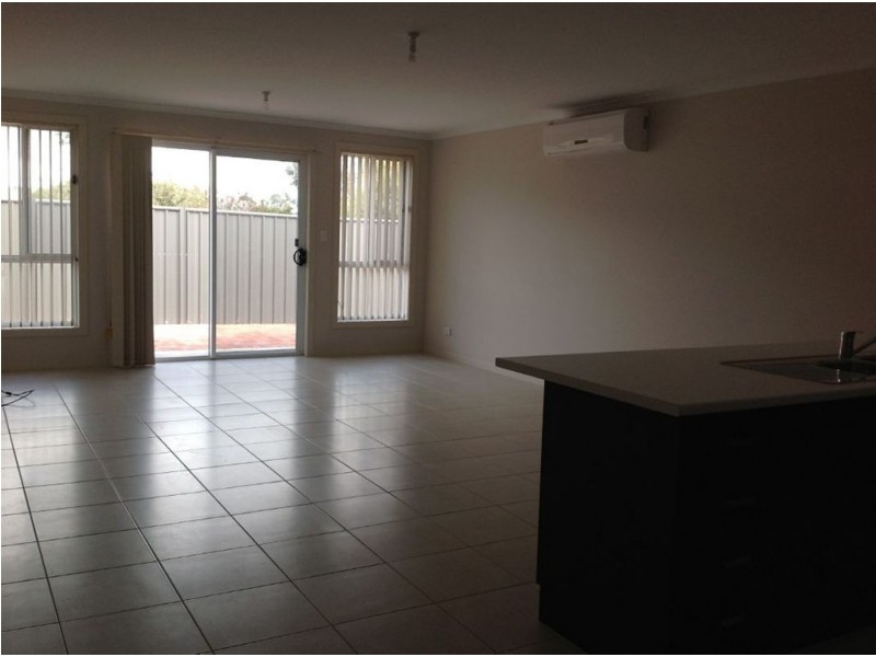 18 Almond Cct, Munno Para West SA 5115