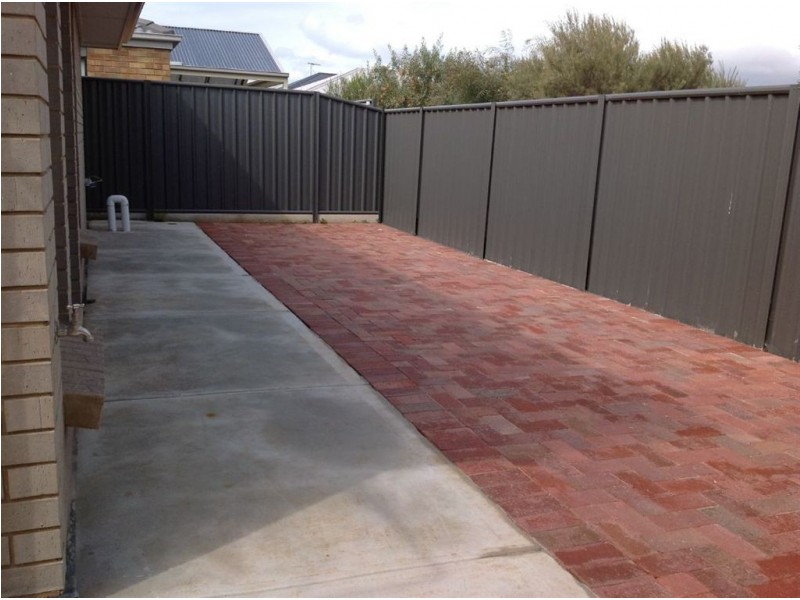 18 Almond Cct, Munno Para West SA 5115