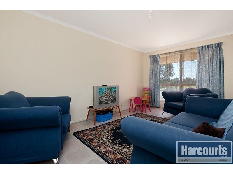 32 Lakeridge Circuit, Burton SA 5110