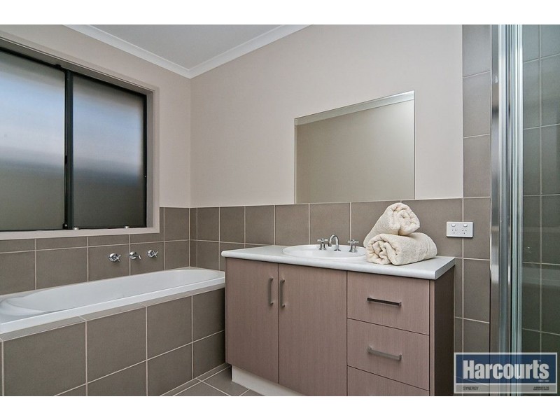 14 Rateki Close, Burton SA 5110