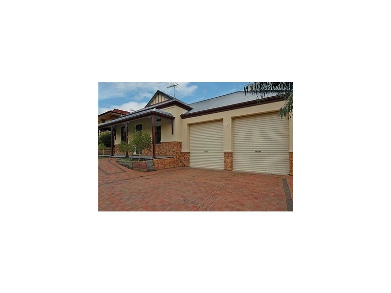 8 Hedgerow Court, Greenwith SA 5125