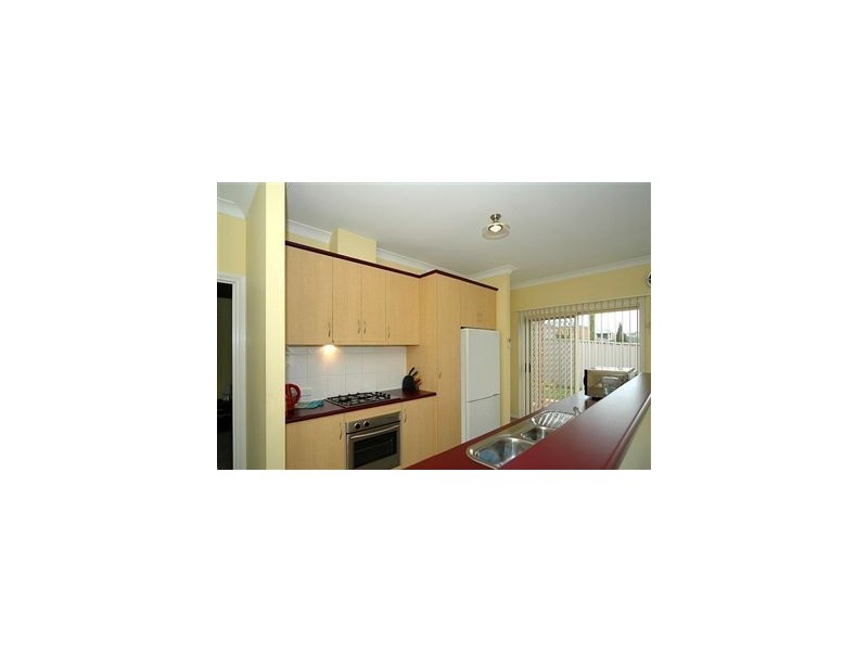 8 Hedgerow Court, Greenwith SA 5125