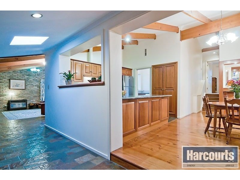 33 McGowan Court, Para Hills SA 5096