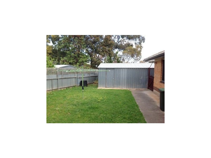 16 Mayo Crescent, Salisbury Downs SA 5108