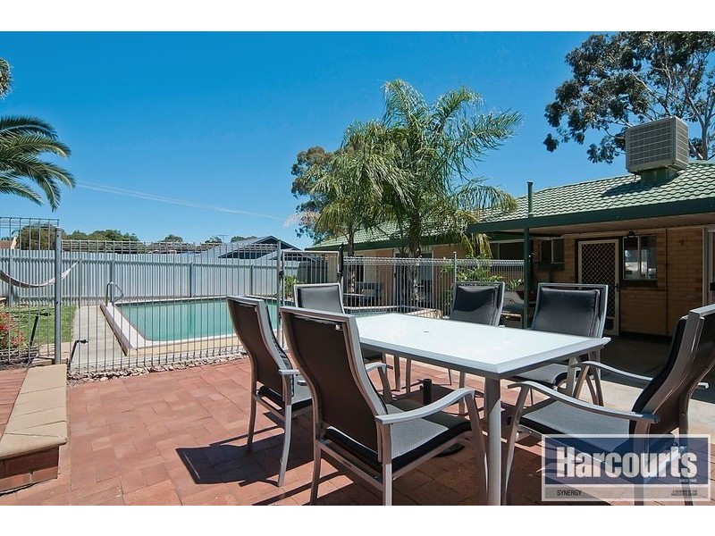 8 Weemala Road, Salisbury East SA 5109