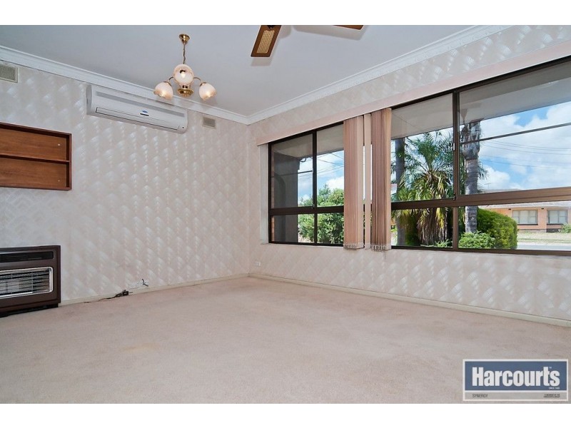 26 Suffolk Avenue, Brahma Lodge SA 5109