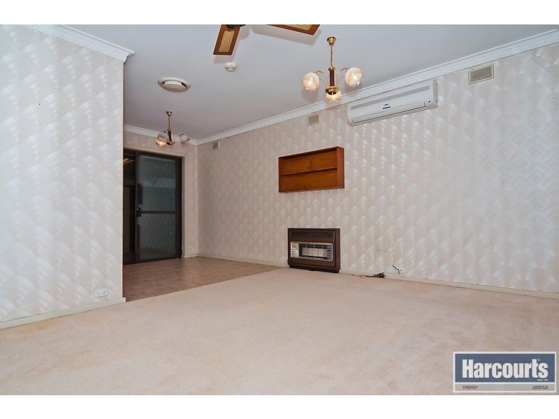 26 Suffolk Avenue, Brahma Lodge SA 5109