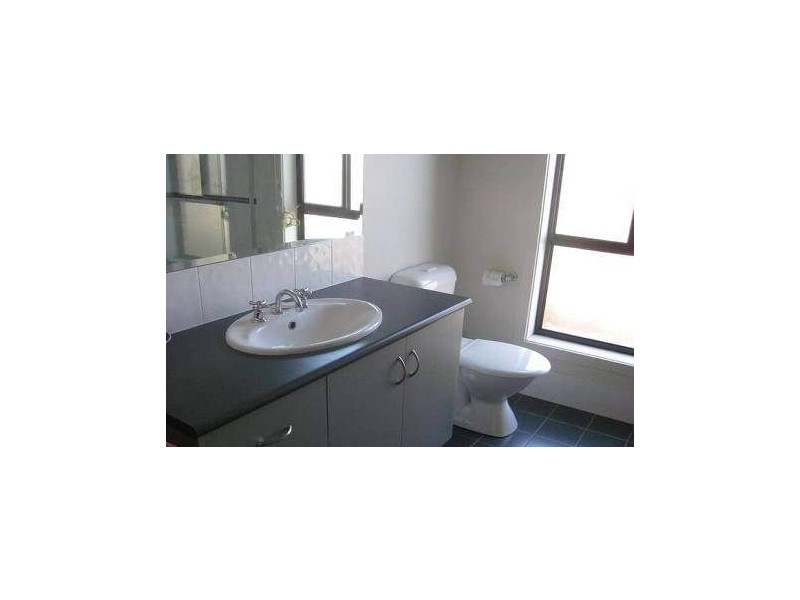 112 Lakeside Drive, Andrews Farm SA 5114