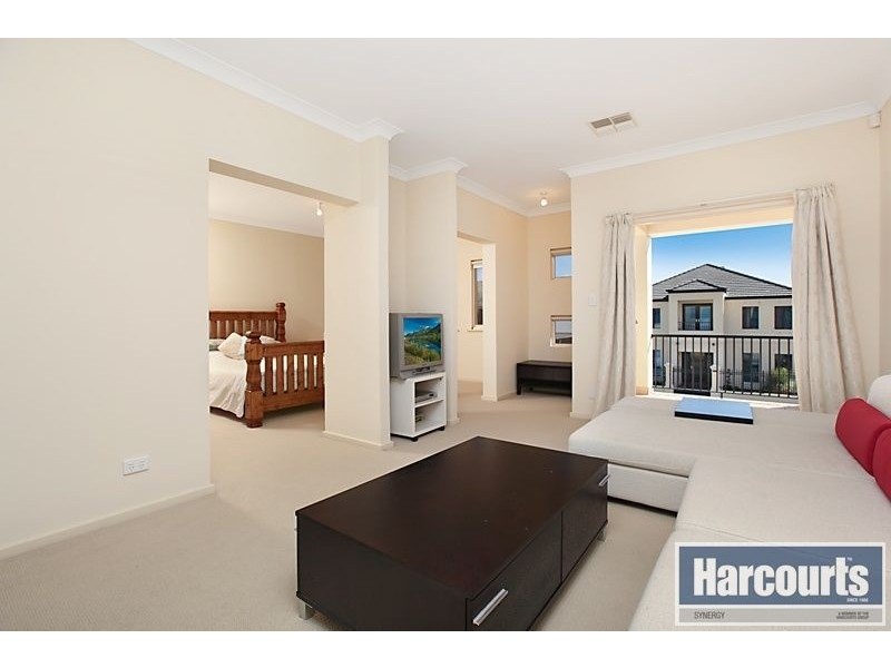 8 Sanctuary Drive, Mawson Lakes SA 5095