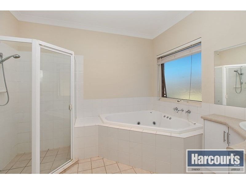 8 Sanctuary Drive, Mawson Lakes SA 5095