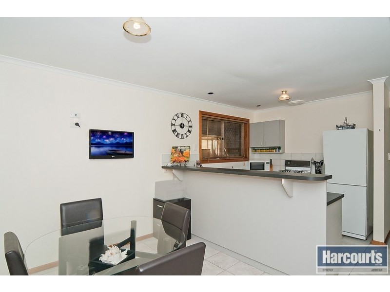 1/15 Eugene Cres, Parafield Gardens SA 5107