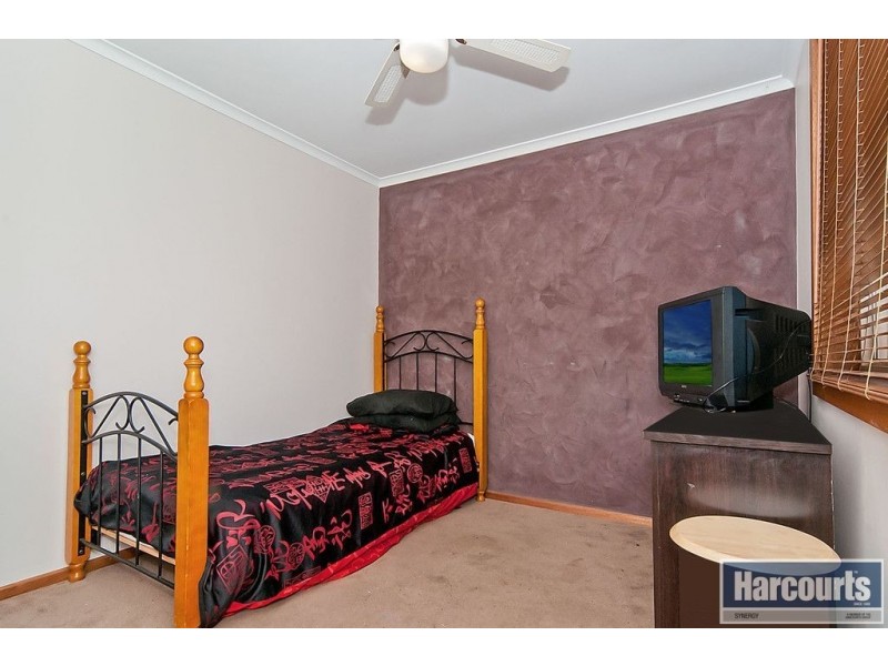 1/15 Eugene Cres, Parafield Gardens SA 5107