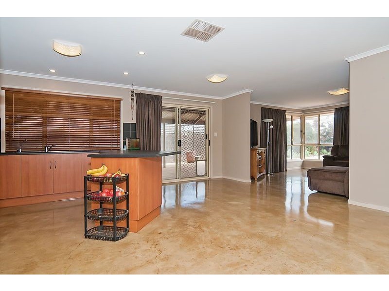 18 Ensign Court, Andrews Farm SA 5114