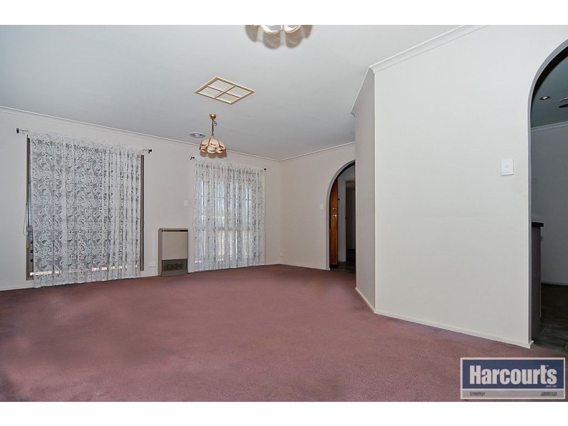2 Claxton Way, Burton SA 5110