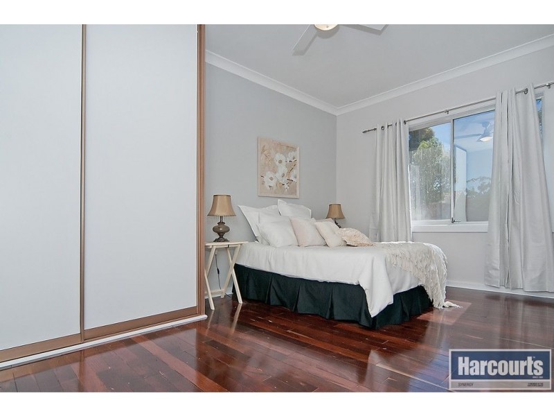 4 Sampson Road, Elizabeth Grove SA 5112