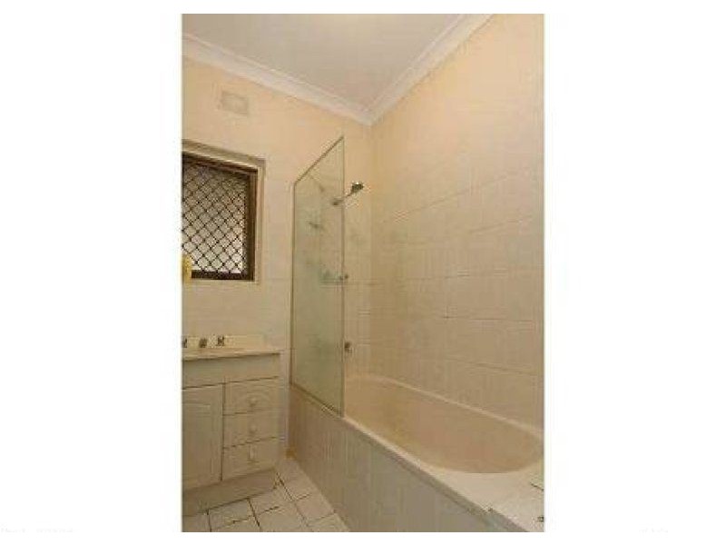 27 Shillabeer Road, Elizabeth Park SA 5113