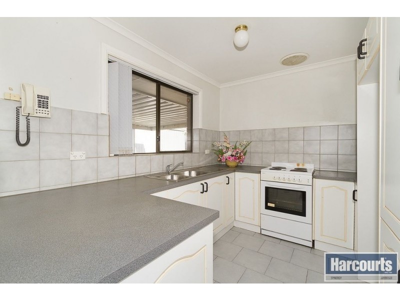 70 Kensington Way, Burton SA 5110