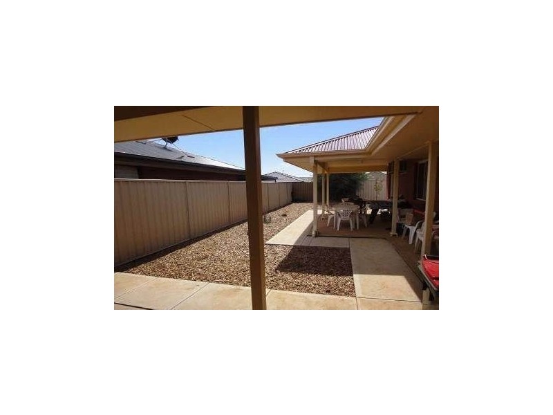 25 Banff Street, Burton SA 5110