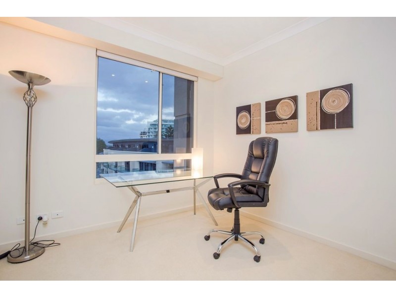 10/9 Holdfast Promenade, Glenelg SA 5045