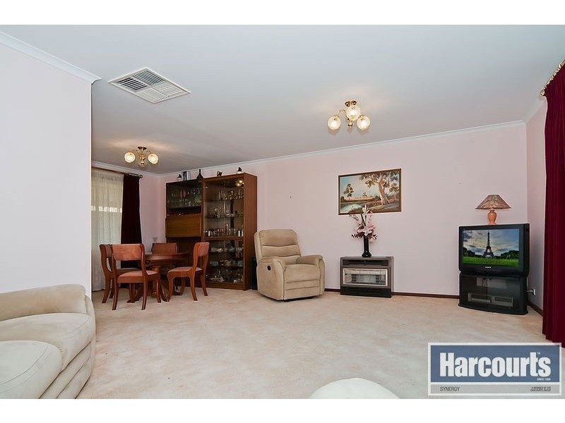 1 Meadow Lane, Gulfview Heights SA 5096