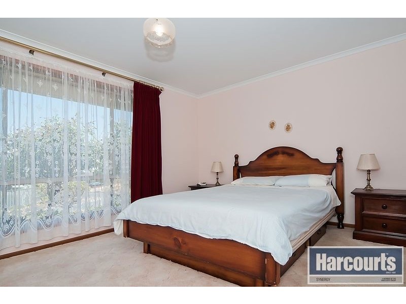 1 Meadow Lane, Gulfview Heights SA 5096