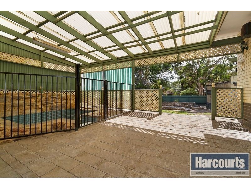 522 Bridge Road, Para Hills West SA 5096