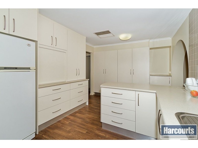 2 Bridle Court, Salisbury Plain SA 5109