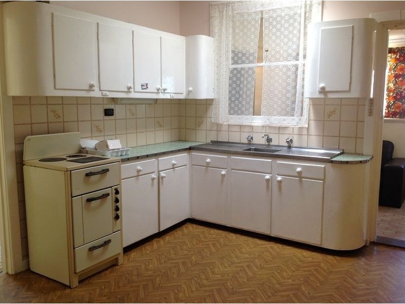 10 Lawrie Avenue, Salisbury SA 5108