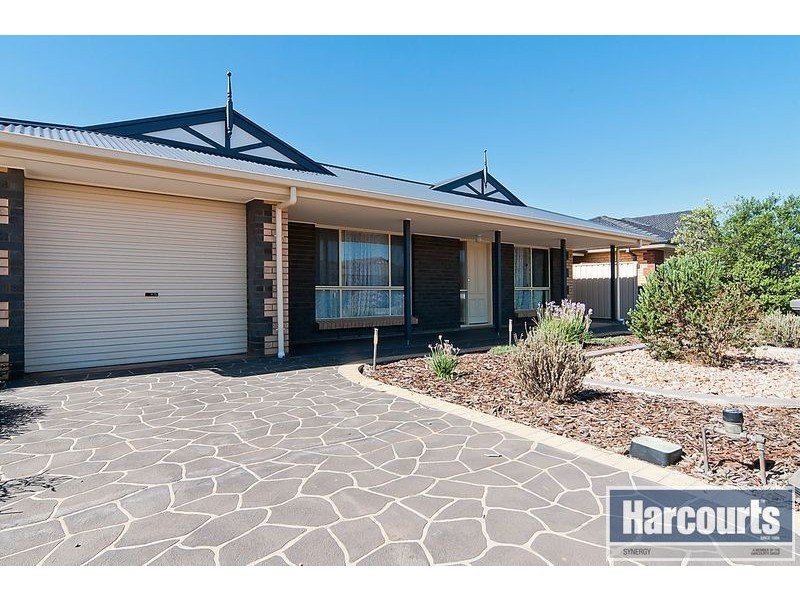 8 Hannah Road, Munno Para West SA 5115