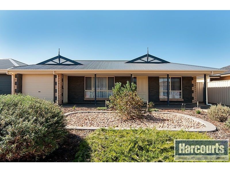8 Hannah Road, Munno Para West SA 5115