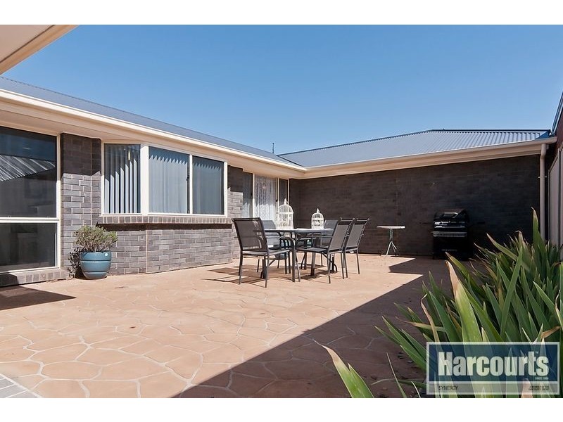 8 Hannah Road, Munno Para West SA 5115