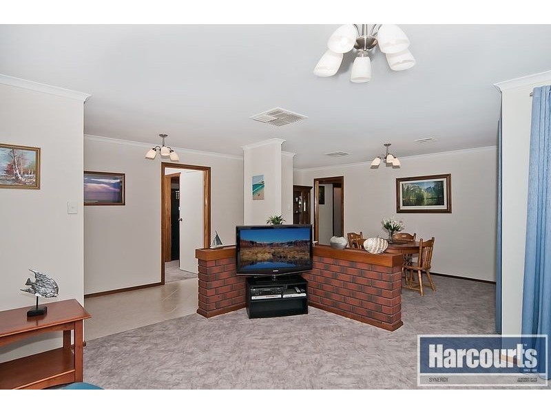 6 Bronhill Court, Golden Grove SA 5125