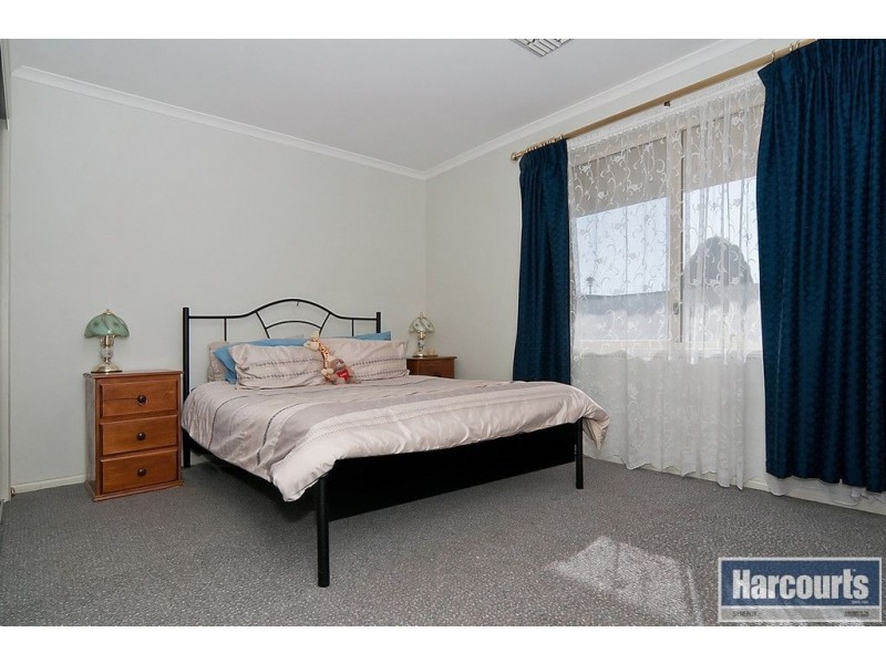 8 Howell Road, Parafield Gardens SA 5107