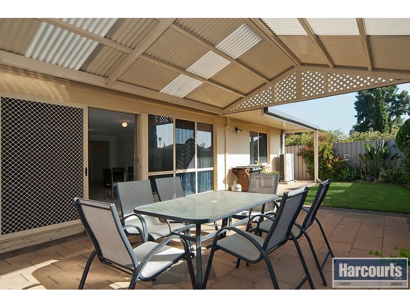 8 Howell Road, Parafield Gardens SA 5107