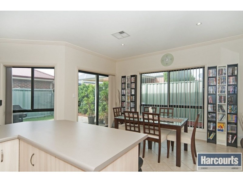 3 Lakefield Crescent, Mawson Lakes SA 5095