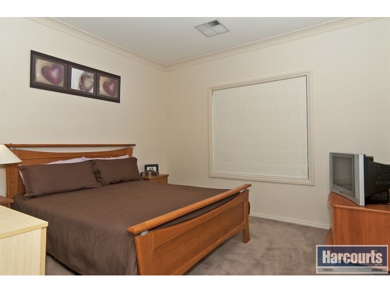 3 Lakefield Crescent, Mawson Lakes SA 5095