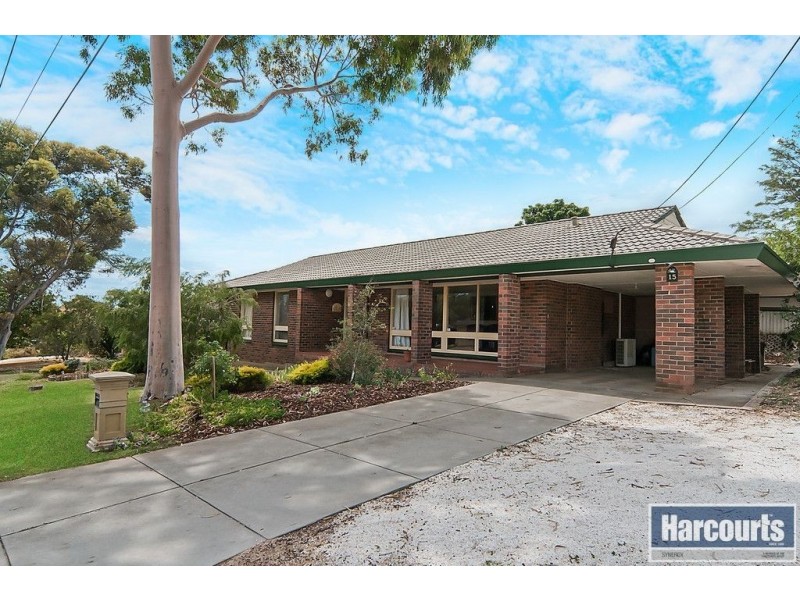 15 Cumberland Avenue, Para Hills SA 5096