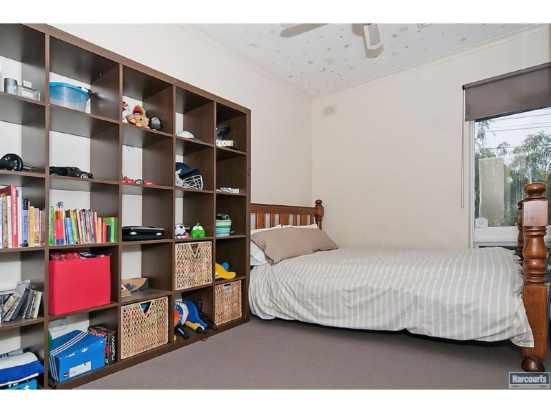 15 Cumberland Avenue, Para Hills SA 5096