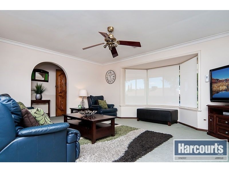 9 Tobruk Drive, Salisbury Heights SA 5109