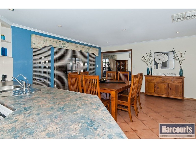 14 Rosecombe Place, Parafield Gardens SA 5107