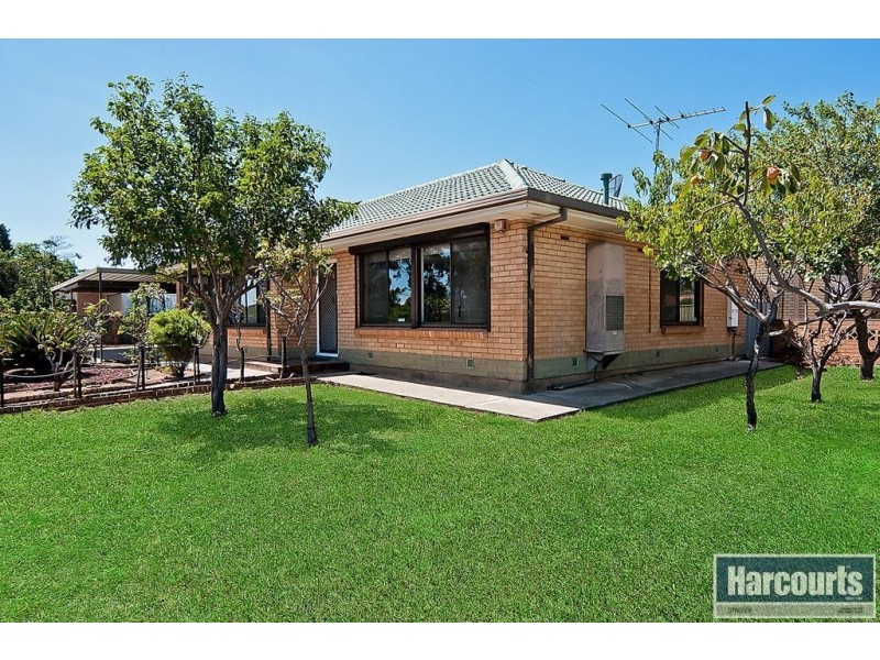 26 Daphne St, Salisbury East SA 5109