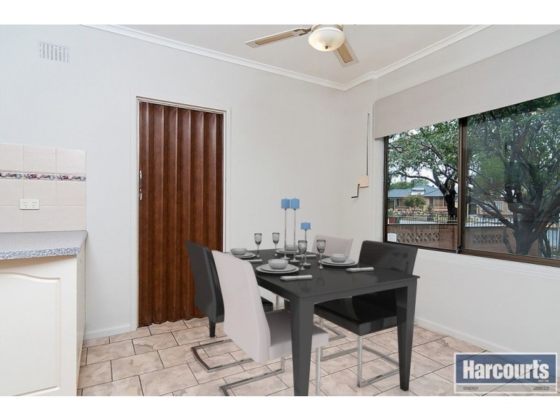 26 Daphne St, Salisbury East SA 5109