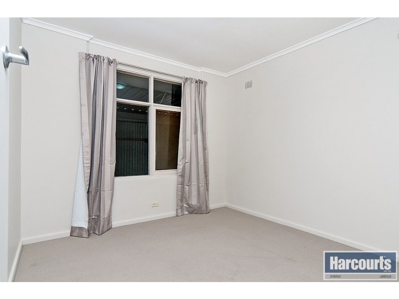 26 Daphne St, Salisbury East SA 5109