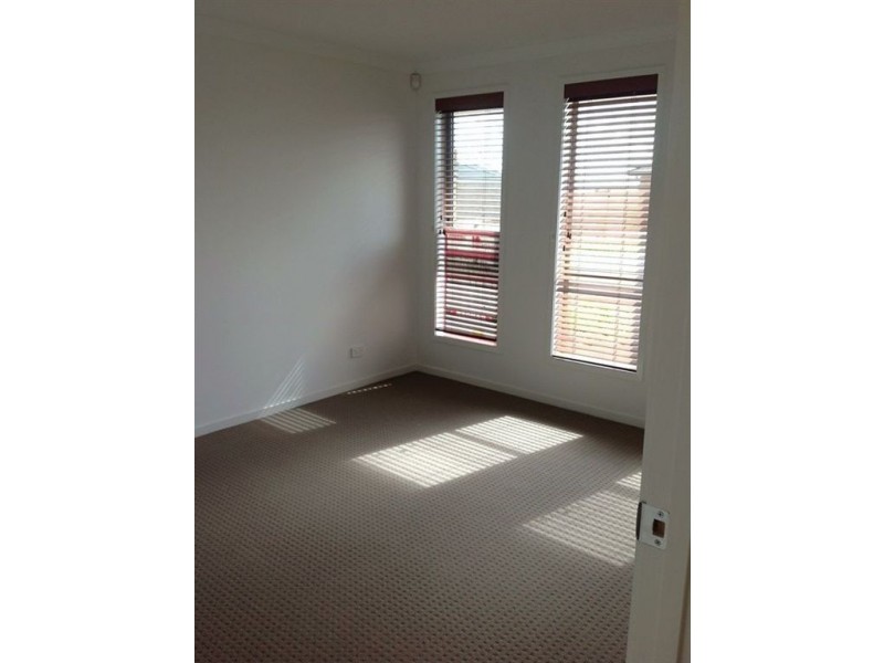 13 Mango Street, Direk SA 5110