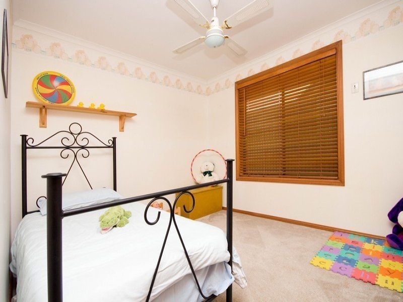 9 Kosmina Crescent, Hillbank SA 5112