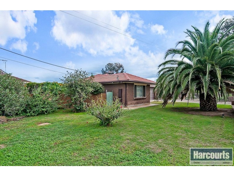 20 Thompson Ave, Salisbury Downs SA 5108