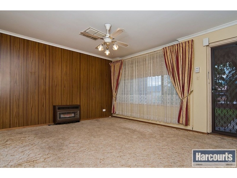 20 Thompson Ave, Salisbury Downs SA 5108